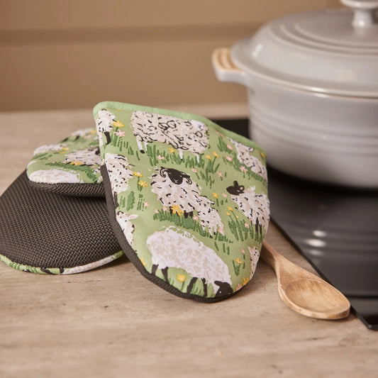 Woolly Sheep Microwave Mitts