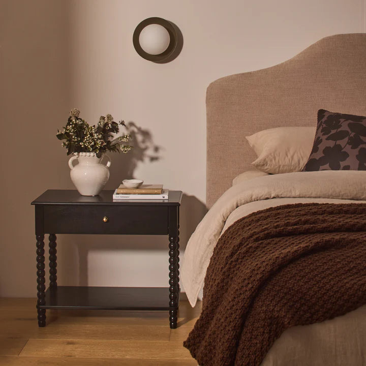 Jarah Chocolate Throw