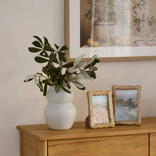 Wavy Natural Photo Frame