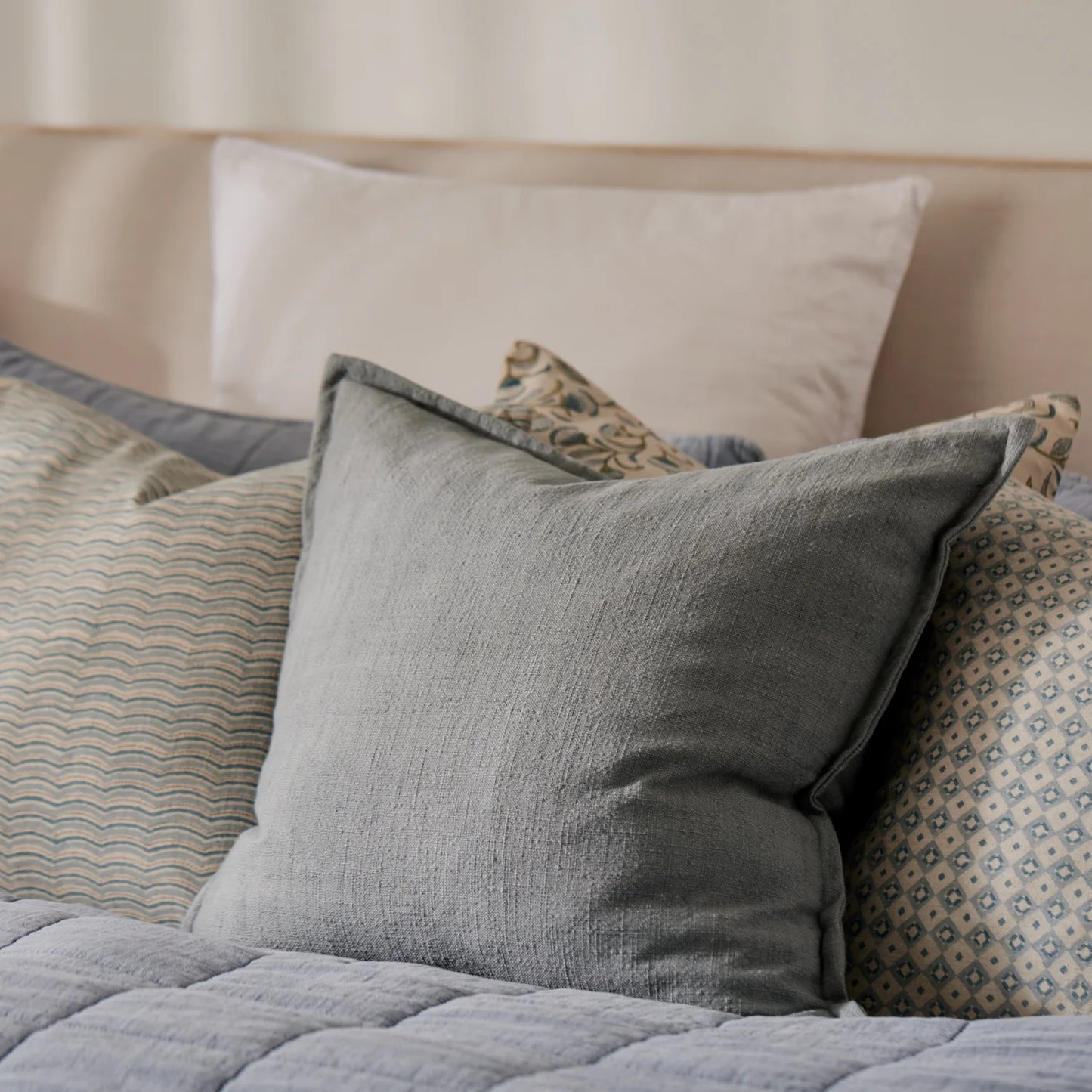 Lincoln Cushion | Mist