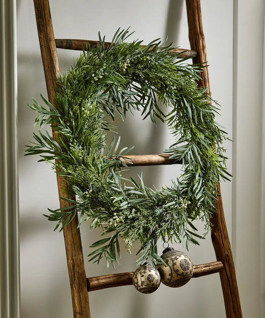 Mixed Silver Green Wreath 60cm