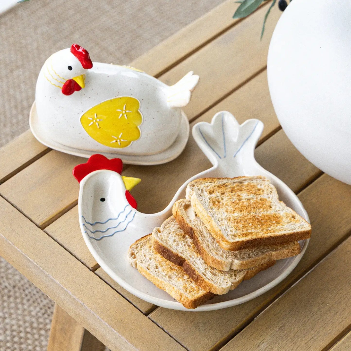 Henhouse Medium Plate