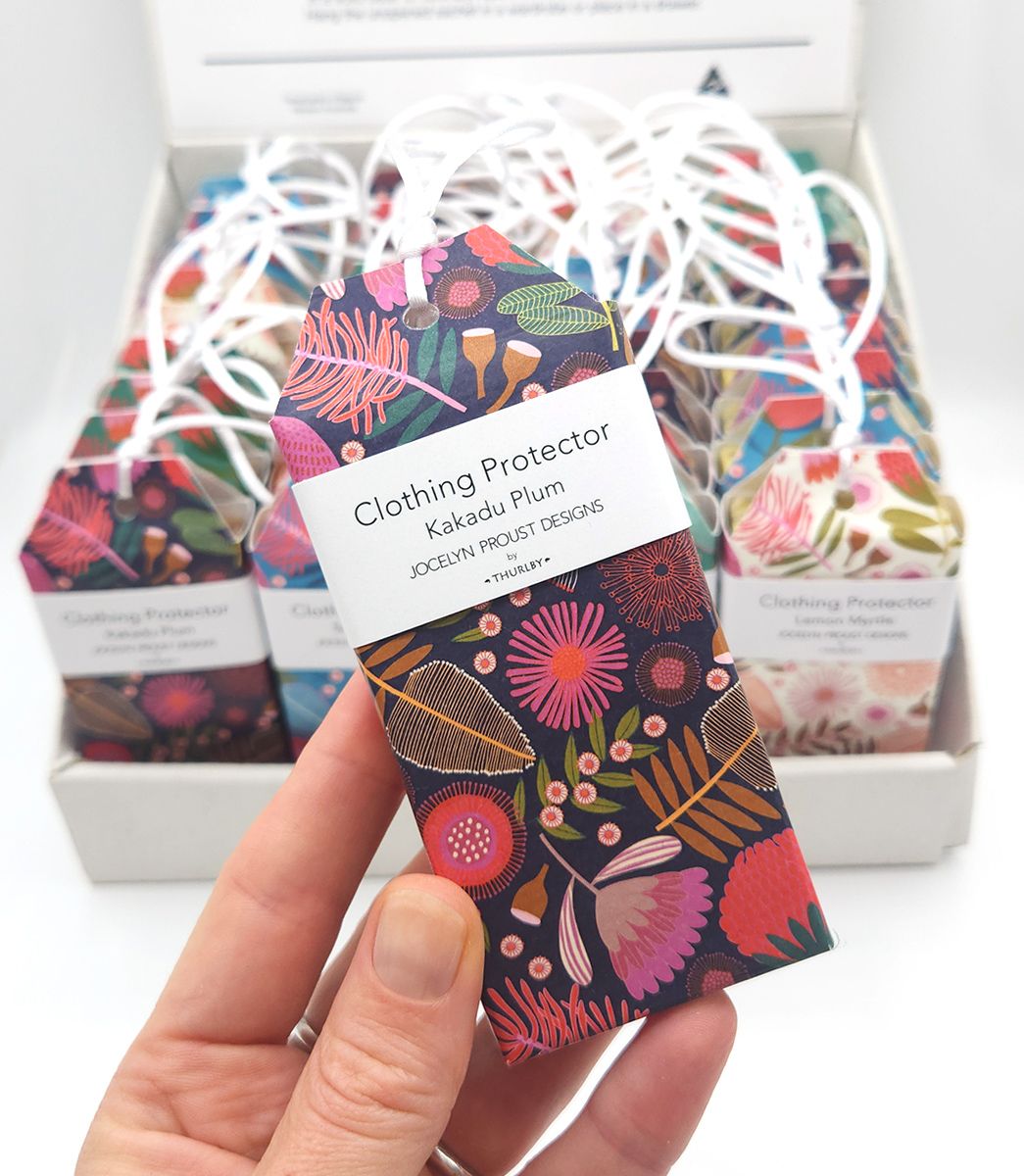 Jocelyn Proust Clothing Protector | Sandalwood