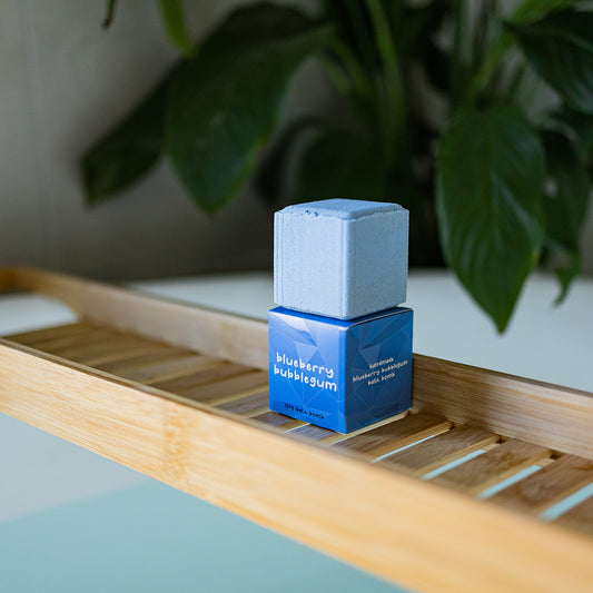 Bath Bomb Blueberry Bubblegum