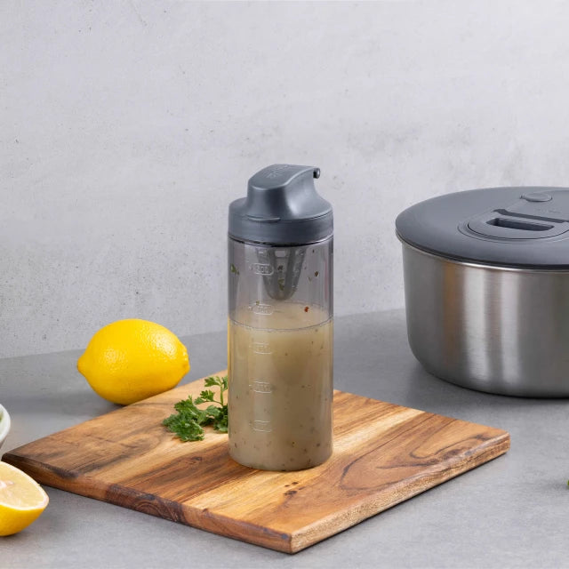 Zyliss Salad Dressing Shaker