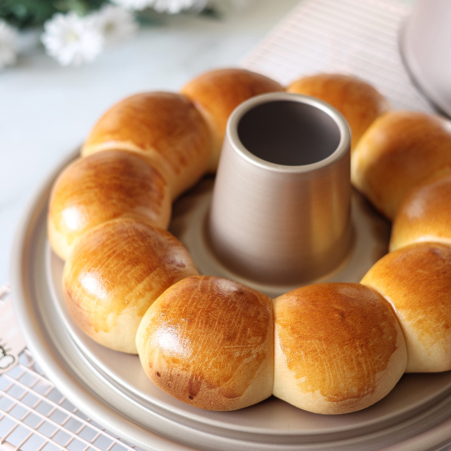 Springform Cake Pan 27cm with 2x Bases