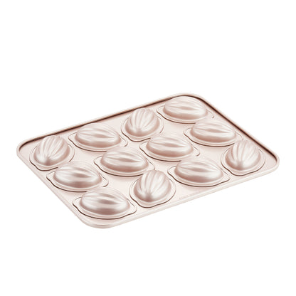 Rugby Ball Cake Pan - 12 Cup