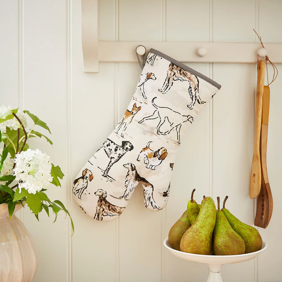 Country Dogs Oven Glove