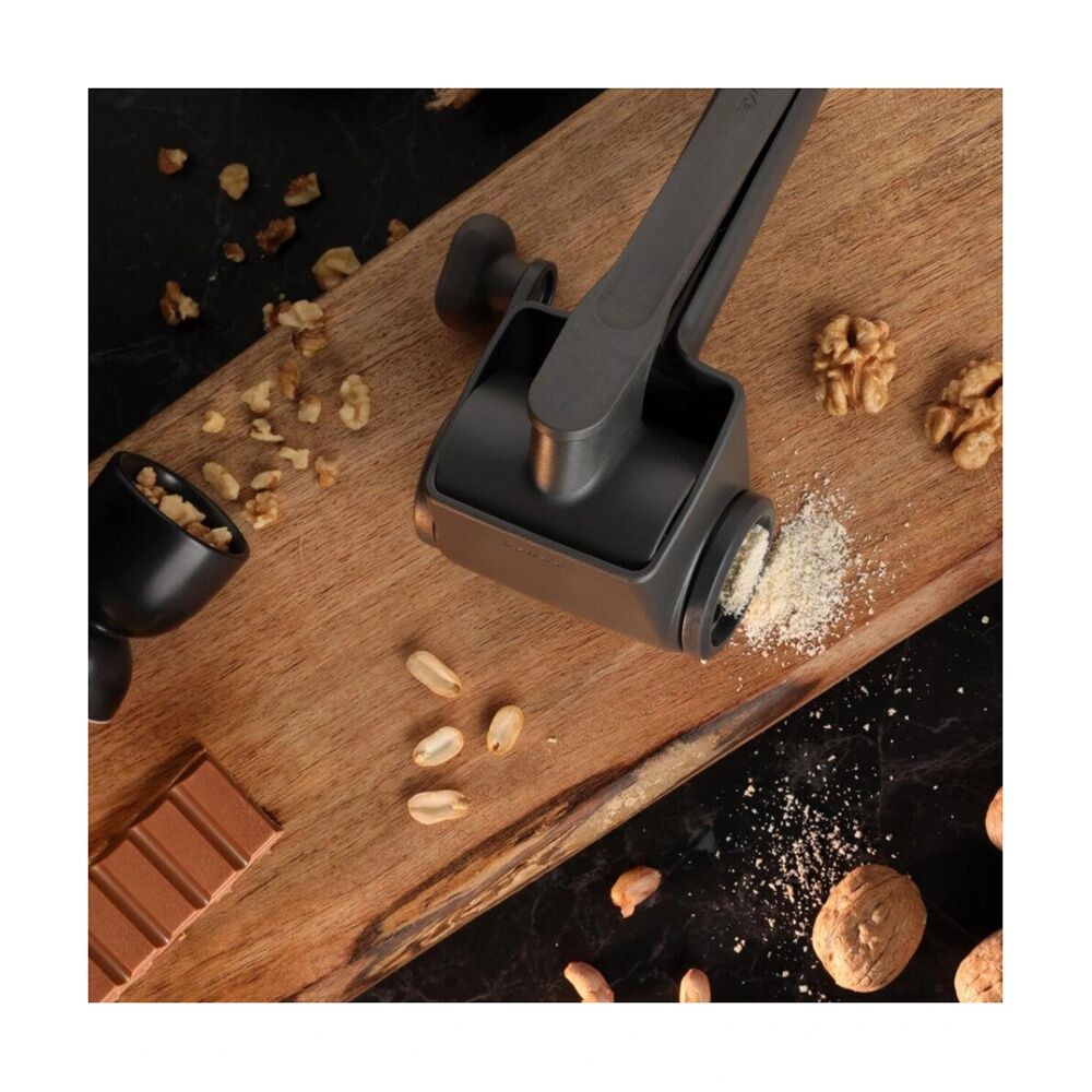 Zyliss Professional Cheese Grater