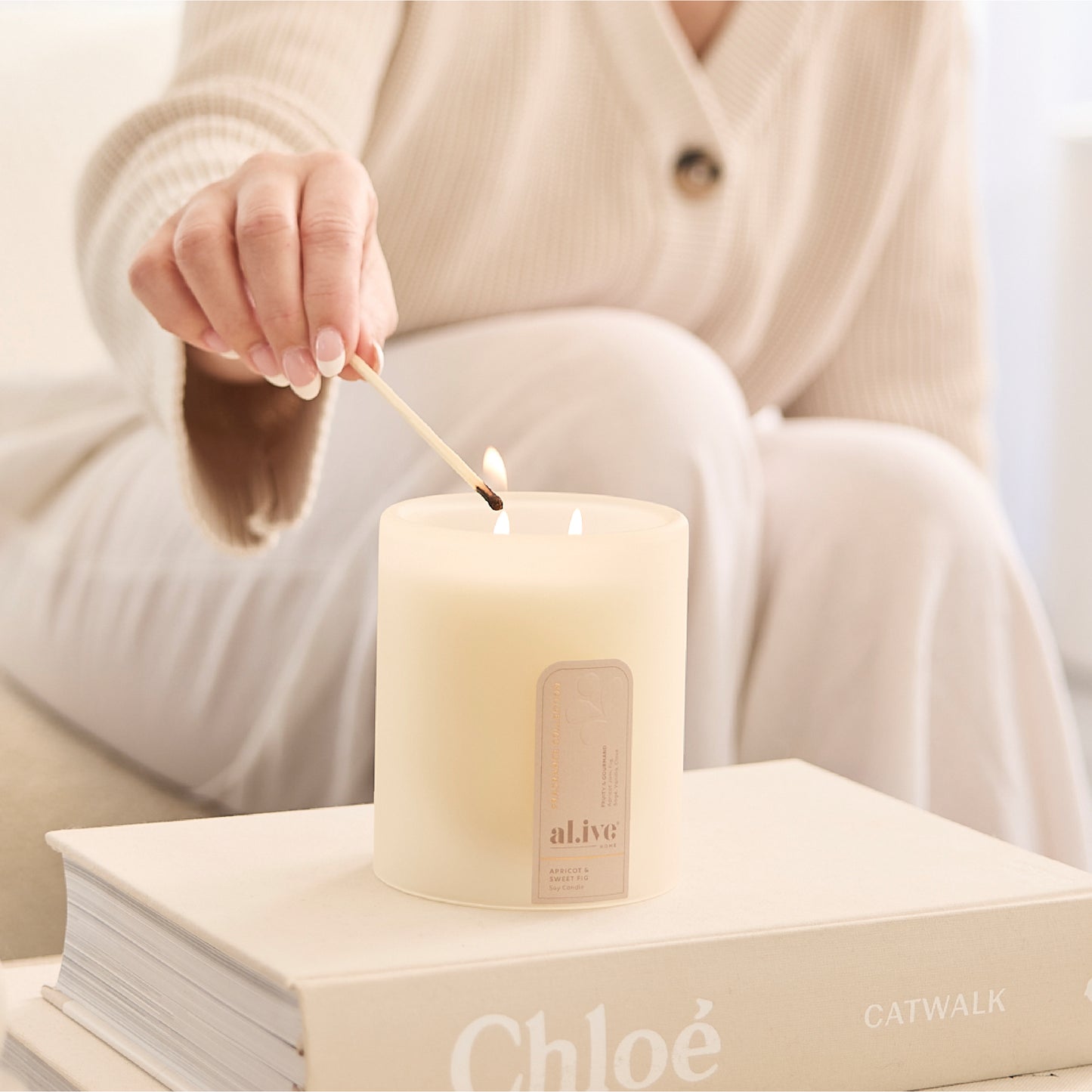 Candle  - Apricot & Sweet Fig