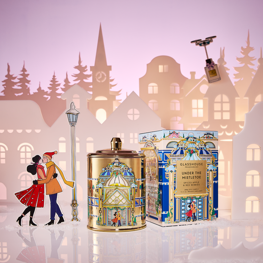 Under The Mistletoe 380g Candle