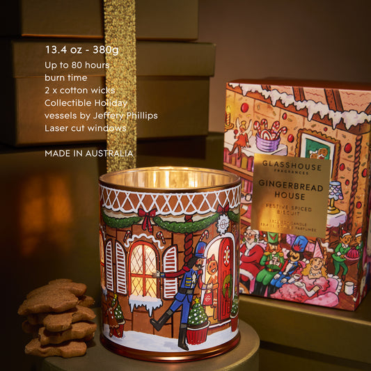 Gingerbread House 380g Candle