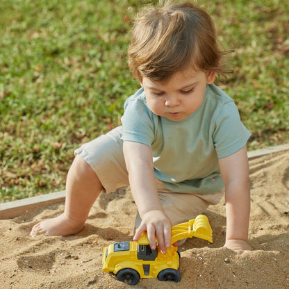 Bioplastic Excavator