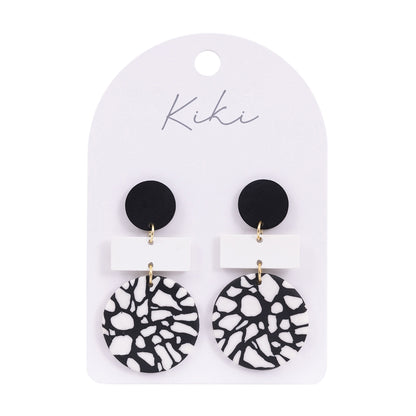 Kiki Earrings | Round Pebble