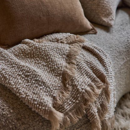Clara Beige/Cream Throw