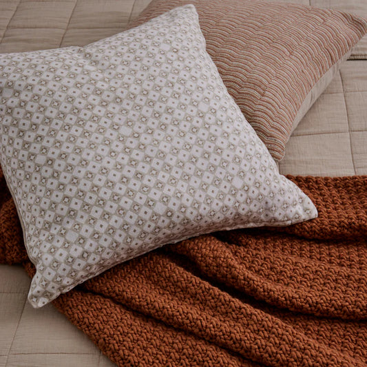 Samira Cushion | Neutral Diamond