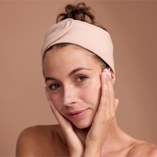 Swept Away, Beauty Headband