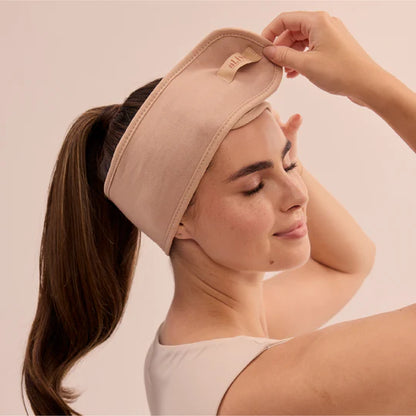 Swept Away, Beauty Headband