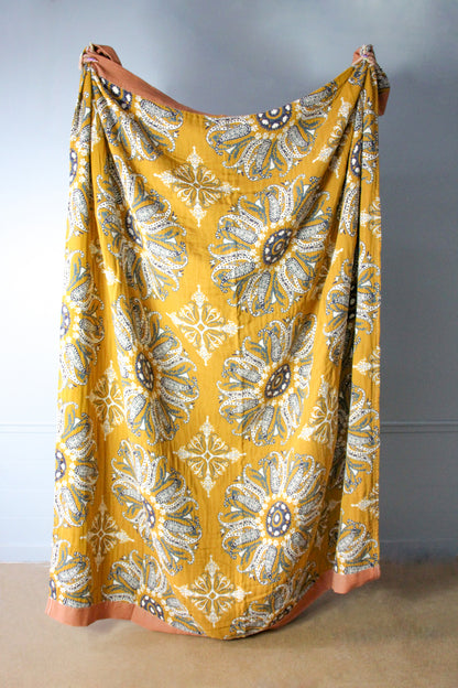 Bedspread / Throw | Bonnie