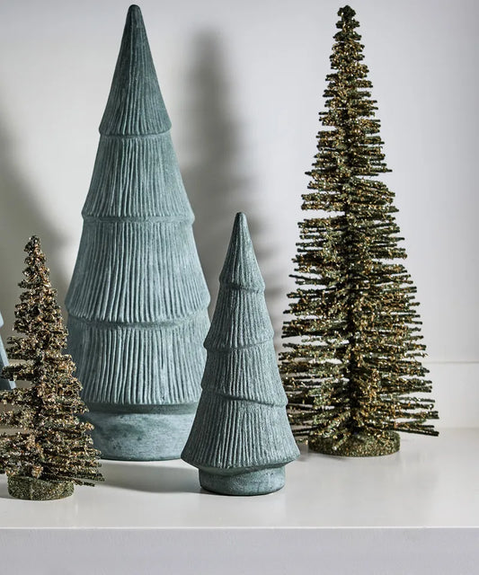Form Evergreen Tree Ridged 27cm