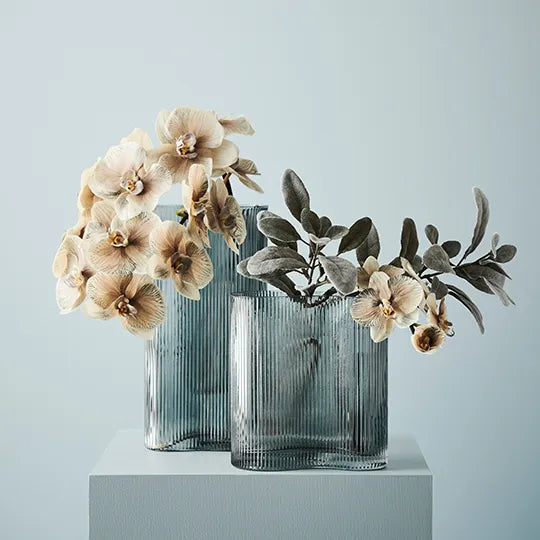 Ripple Curve Vase