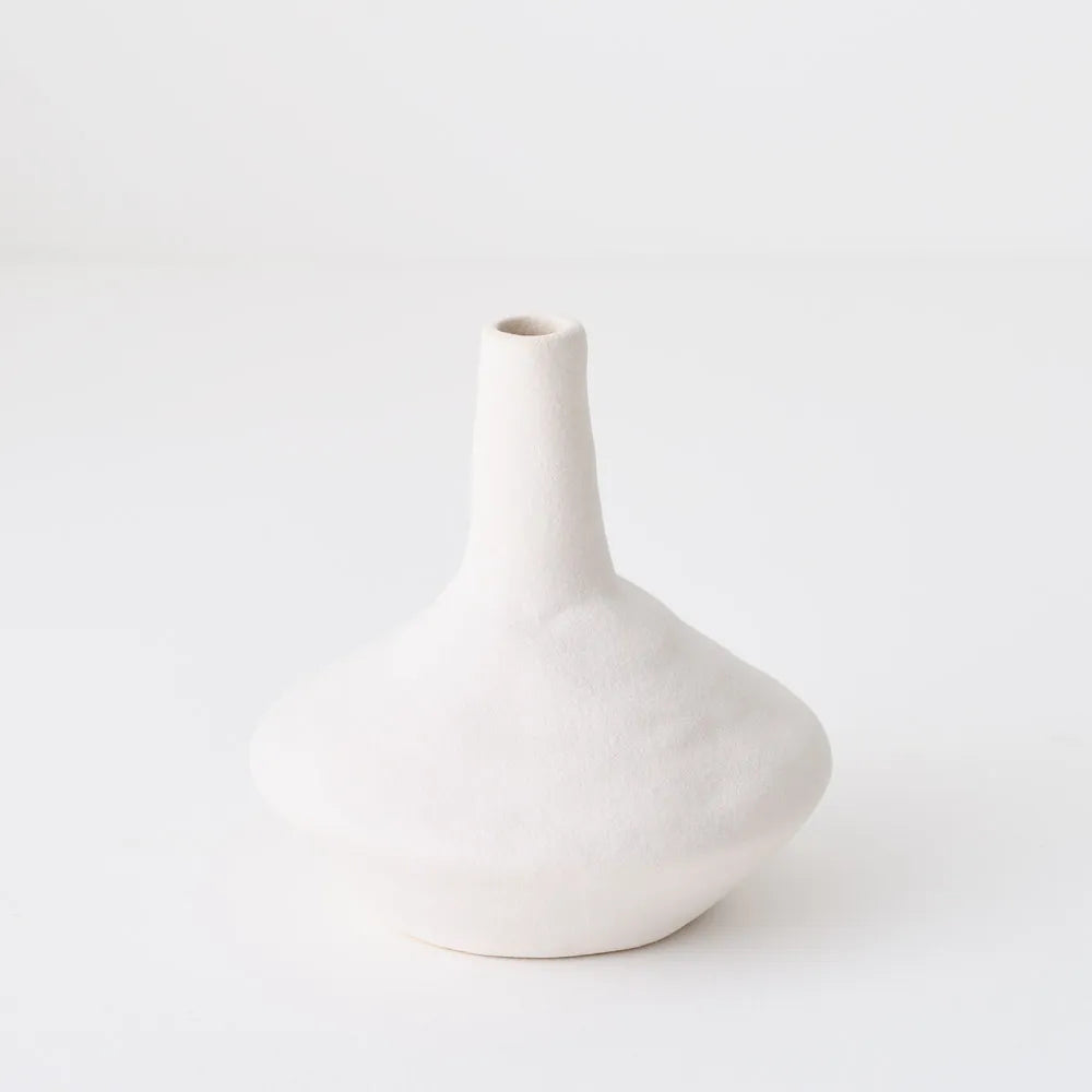 Aukia Vase
