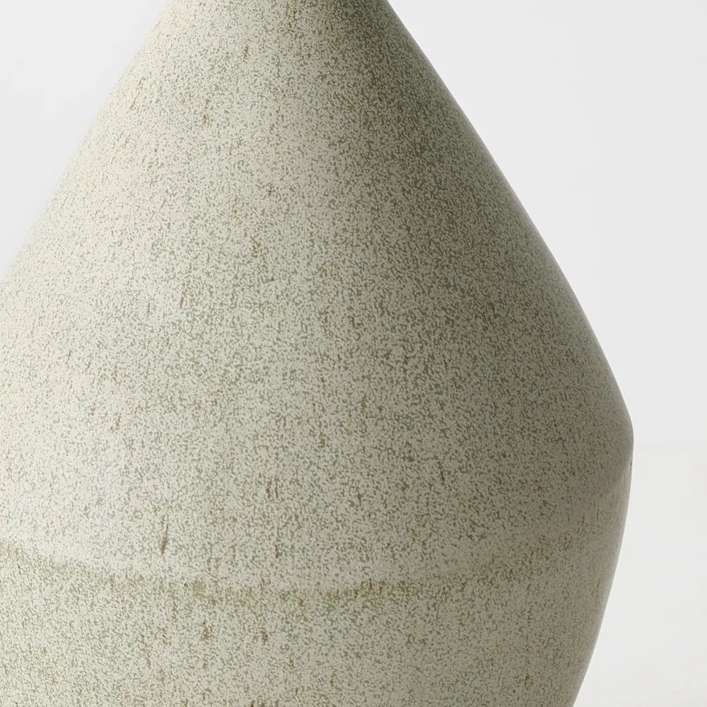 Kenji Vase