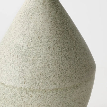 Kenji Vase