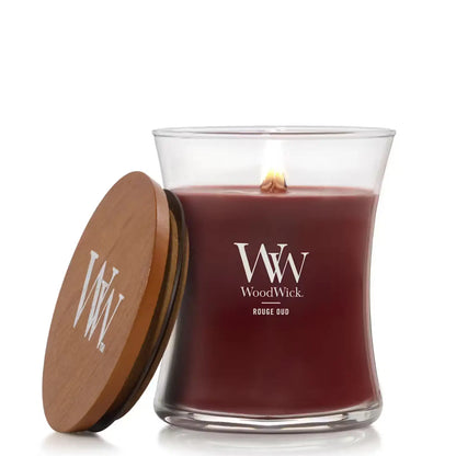 Rouge Oud Medium Candle