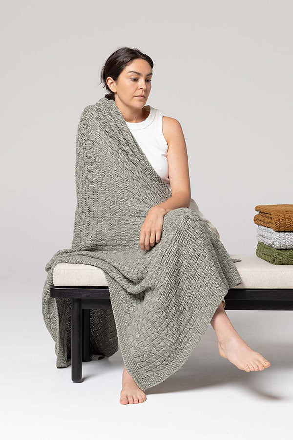 Basket Weave Throw Dove Grey