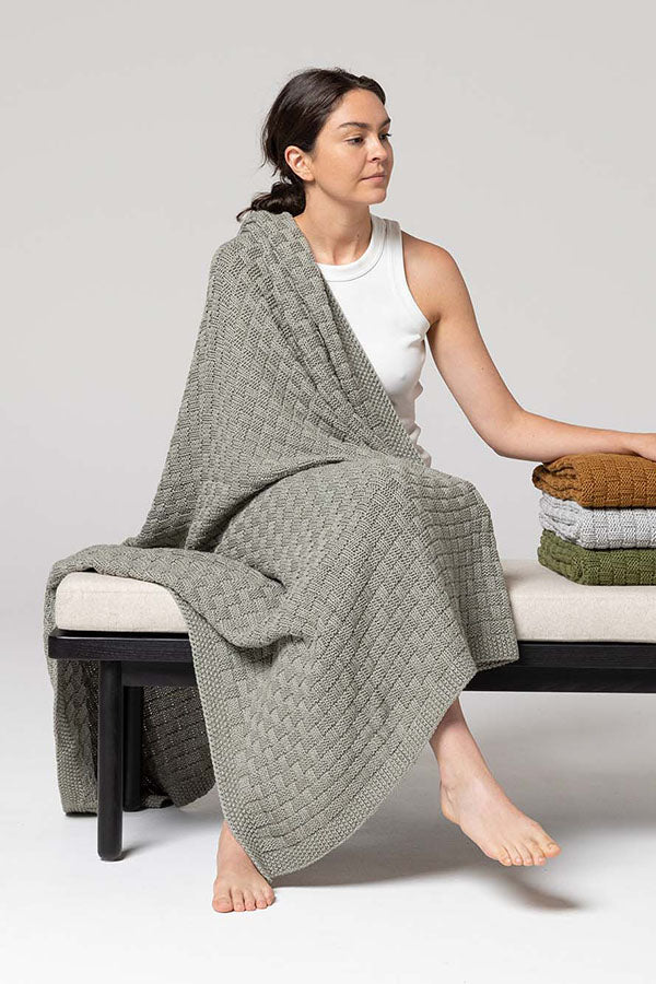 Basket Weave Throw Dove Grey