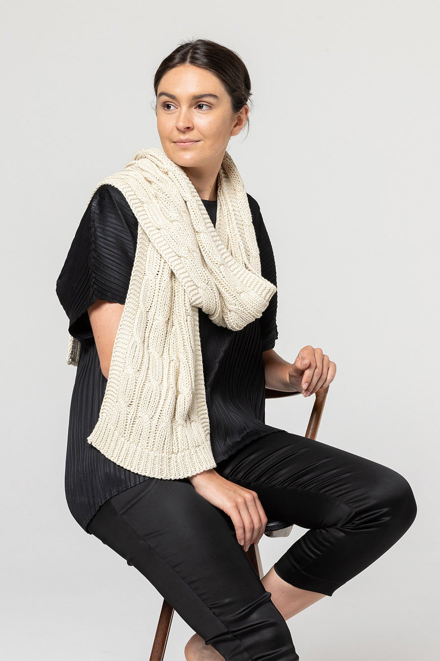 Chunky Cable Knit Scarf - Natural