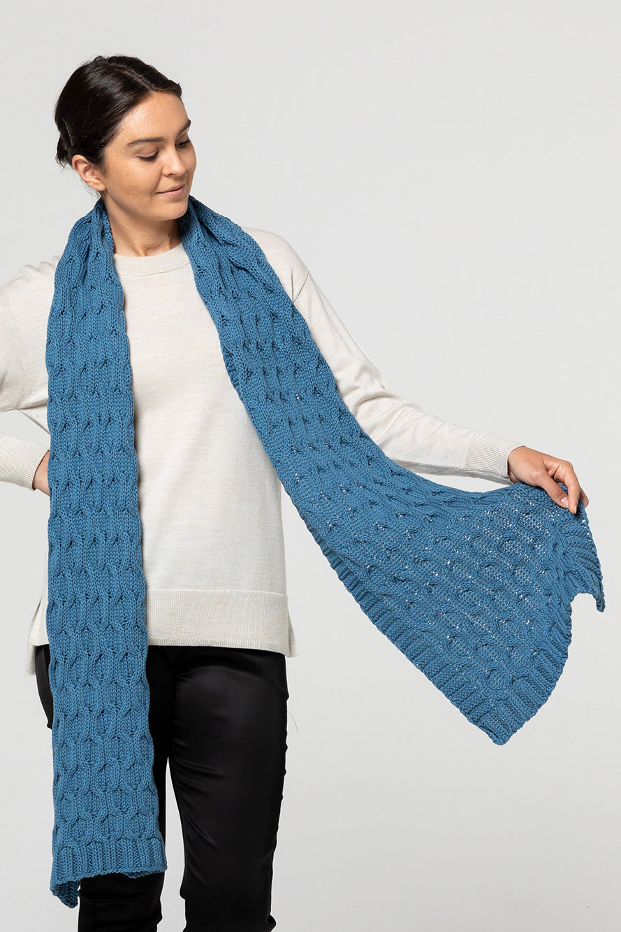 Chain Stitch Knit Scarf - Capri